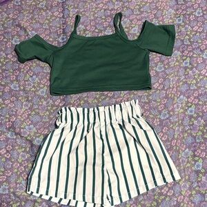 SHEIN Green and White Kids Matching Set